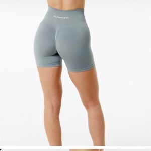 Alphalete Amplify 4.5 in Shorts